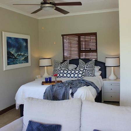 Karee & Wild Olive Guest Lodge Hekpoort Экстерьер фото